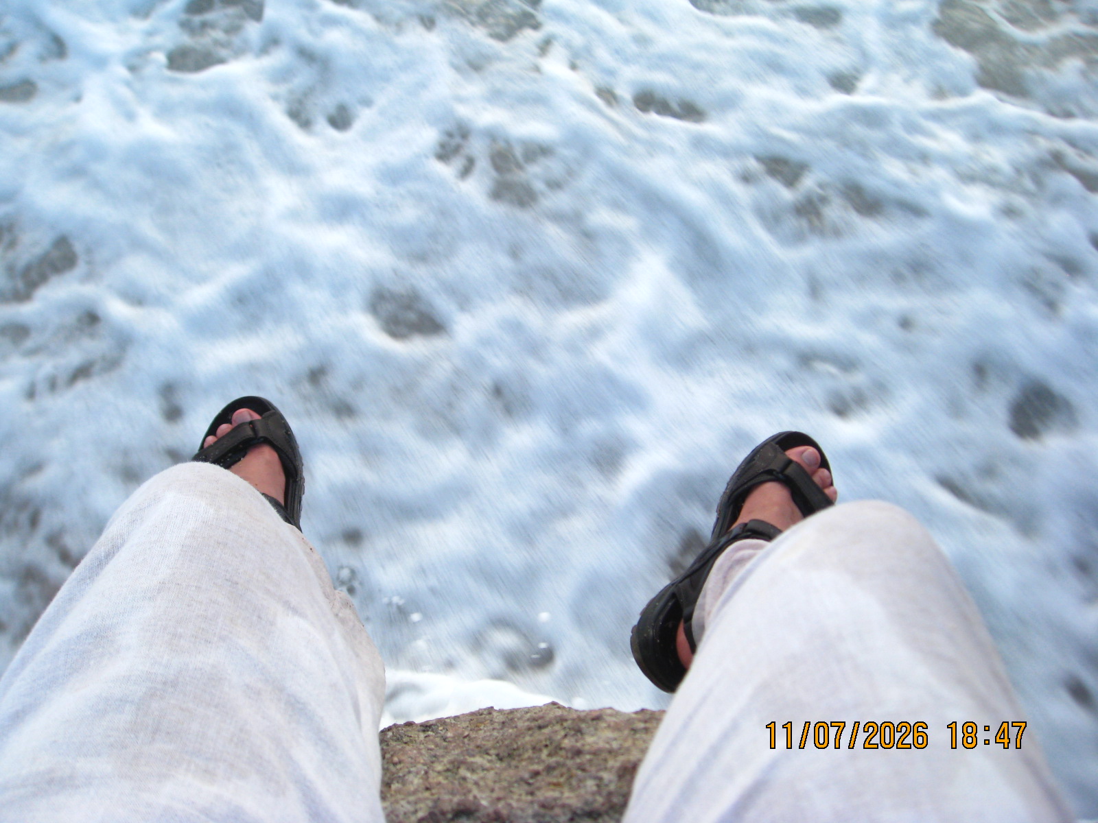 feet